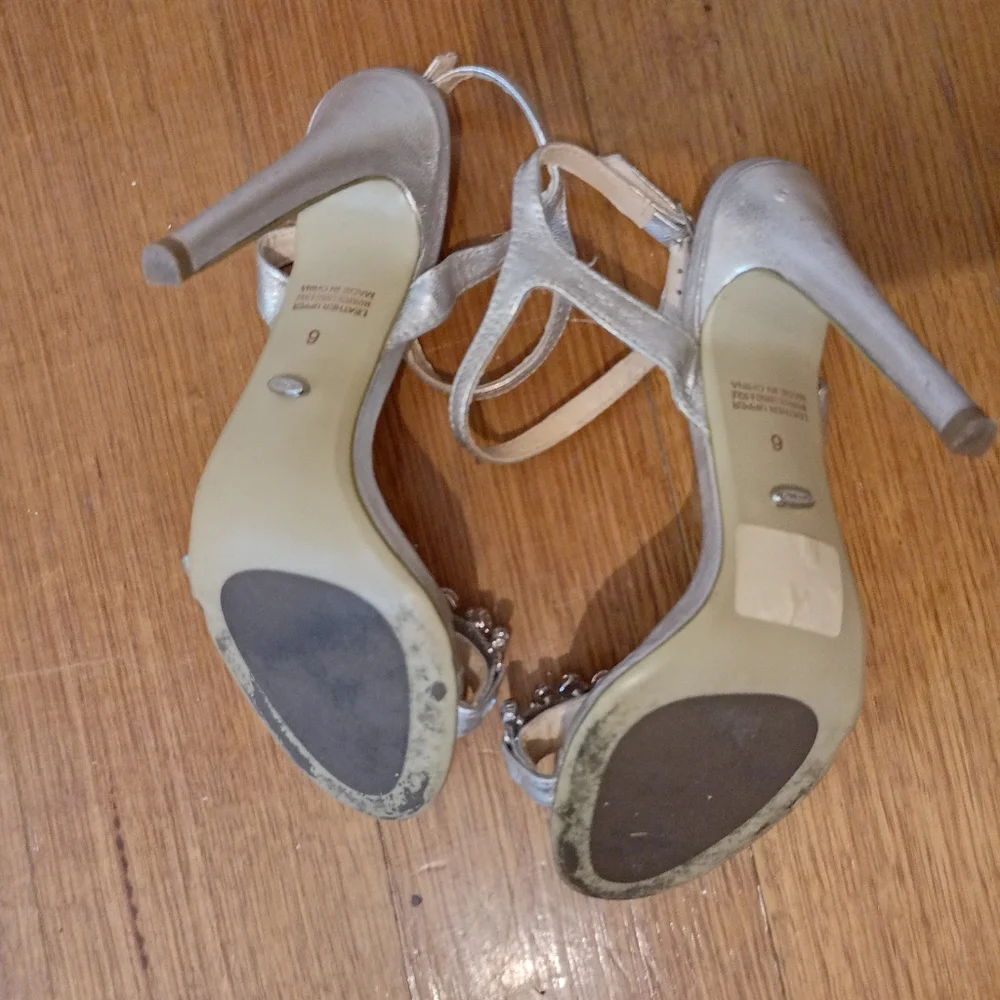 Tony Bianco Silver Kosta Diamente  strap stiletto heel in size 6 - Picture 8 of 9